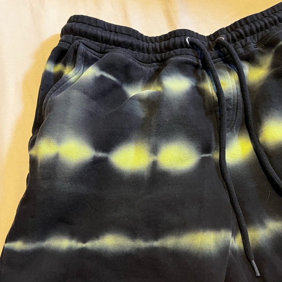 Hot Topic Lounge Shorts - Picture 3 of 8